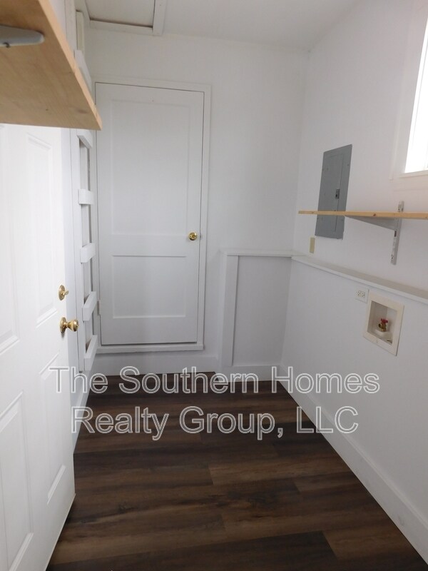 1020 Moore St in Athens, TN - Building Photo - Building Photo