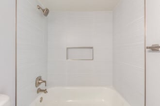 4302 N 80th Ln in Phoenix, AZ - Building Photo - Building Photo