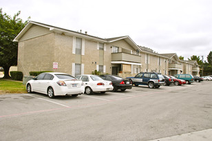 Hurst Estates Apartments