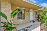 2420 Snug Harbor Dr in Palm Beach Gardens, FL - Building Photo - Building Photo