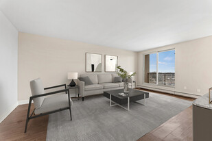 Dornia Manor in Brantford, ON - Building Photo