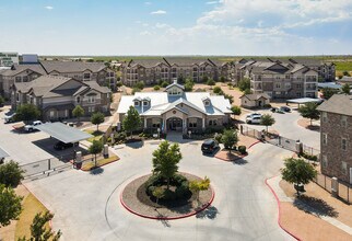 Tradewinds Apartments in Midland, TX - Building Photo - Building Photo