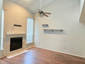 13203 Woodbend Ln in Dallas, TX - Building Photo - Building Photo