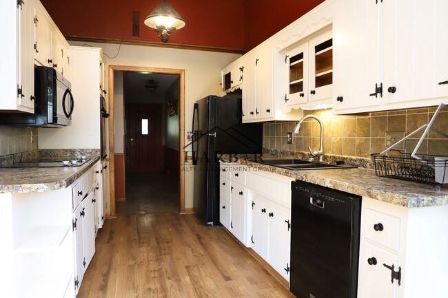 3504 Ogden Ct NE in Rochester, MN - Building Photo - Building Photo