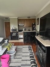 218 Fulton St in Farmingdale, NY - Building Photo - Building Photo