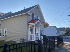 28 Ferry St in Manchester, NH - Building Photo - Building Photo