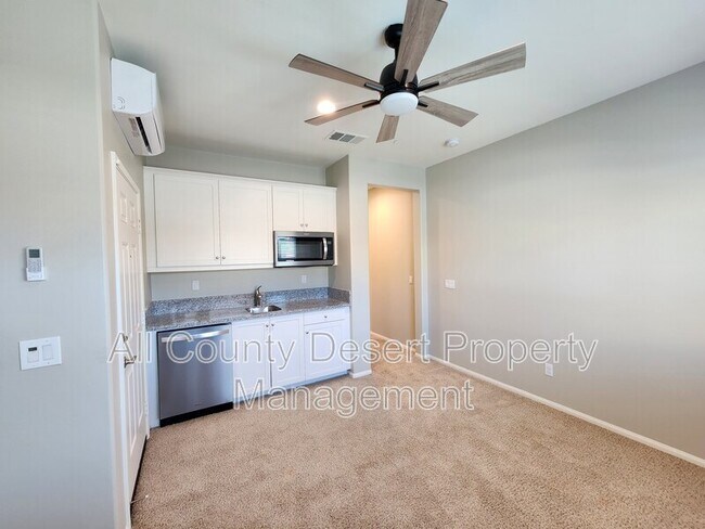 84649 Merus Ave, Unit Casita in Indio, CA - Foto de edificio - Building Photo