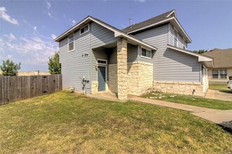 2851 Southampton Way in Round Rock, TX - Building Photo - Building Photo