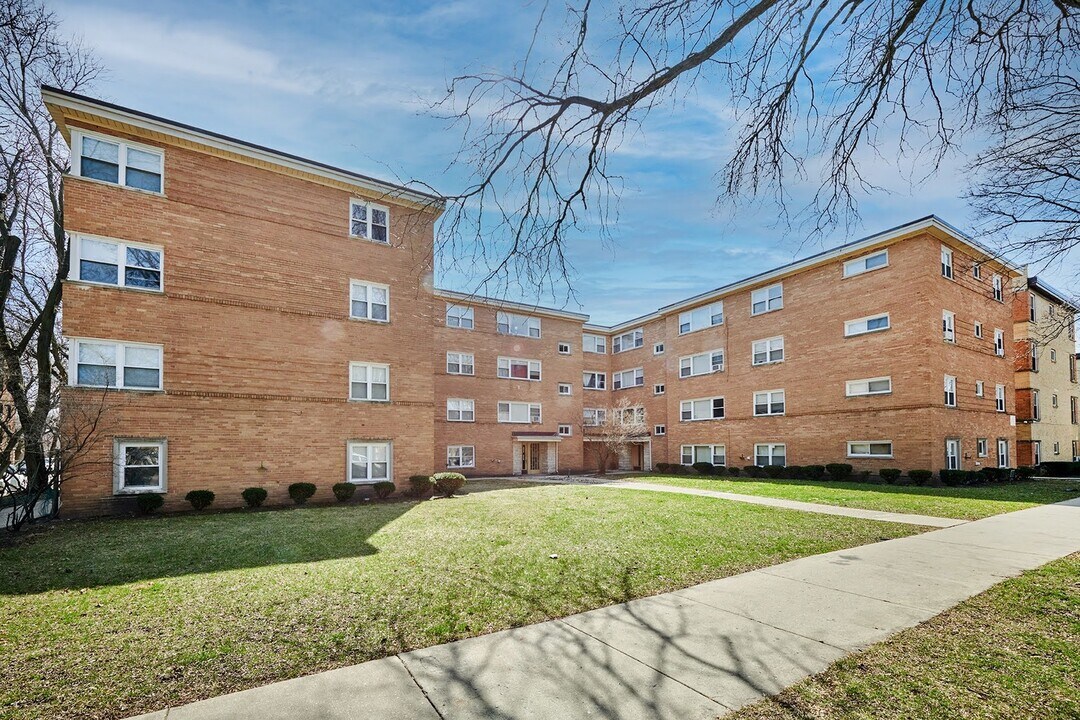 2609 W Fitch Ave in Chicago, IL - Building Photo
