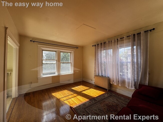 6 Agassiz St, Unit #11
