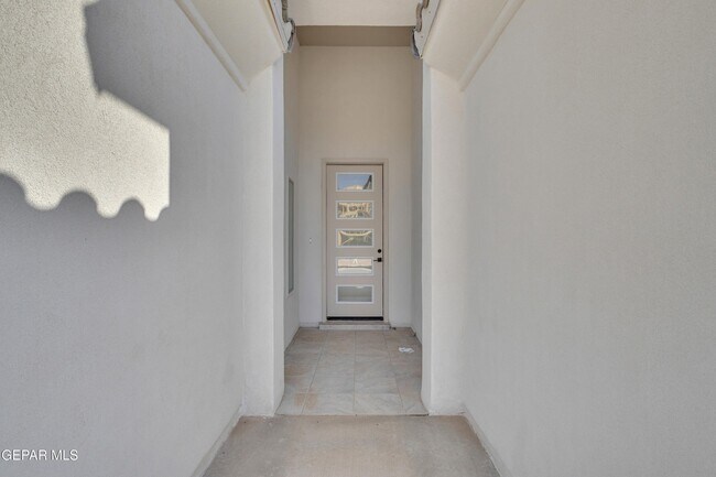 12716 Middlesbrough Ave in Horizon City, TX - Foto de edificio - Building Photo