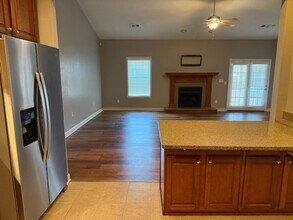 166 Blackfoot Way in Lenoir City, TN - Building Photo - Building Photo