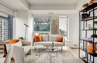 Le Livmore in Montréal, QC - Building Photo