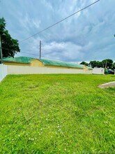 656 SE Chapman Ave in Port St. Lucie, FL - Building Photo - Building Photo