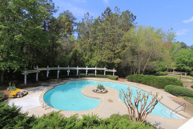 Champions Glen in Union City, GA - Foto de edificio - Building Photo