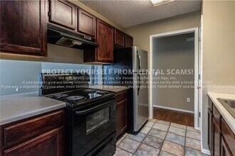 3079 W Essex Dr in Fayetteville, AR - Building Photo - Building Photo