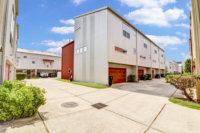 1211 Arthur St in Houston, TX - Building Photo - Building Photo
