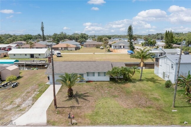 2019 Clark Ave in Ft. Myers, FL - Building Photo - Building Photo