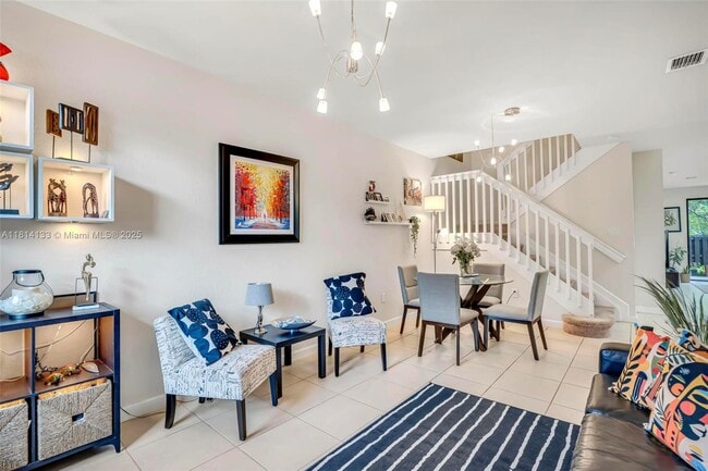 11253 NW 88th Terrace in Doral, FL - Building Photo - Building Photo