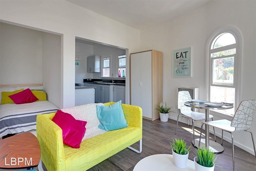 3209 Descanso Dr in Los Angeles, CA - Building Photo