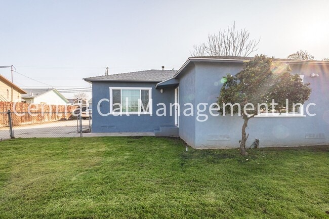 property at 1315 Washington Ave