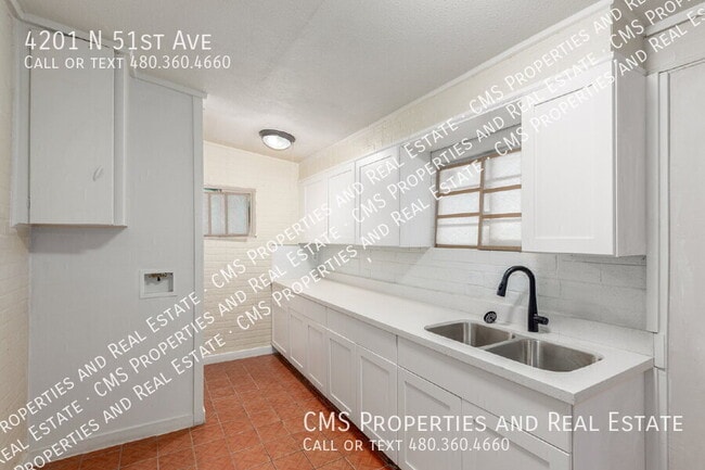 property at 4201 N 51st Ave