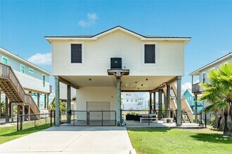 23171 Fresca St in Galveston, TX - Building Photo - Building Photo