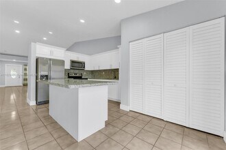 14711 SW 61st Terrace in Miami, FL - Building Photo - Building Photo
