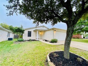 3811 Julianas Way in Round Rock, TX - Building Photo - Building Photo