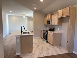 9109 Washita Crk Dr in Oklahoma City, OK - Building Photo - Building Photo