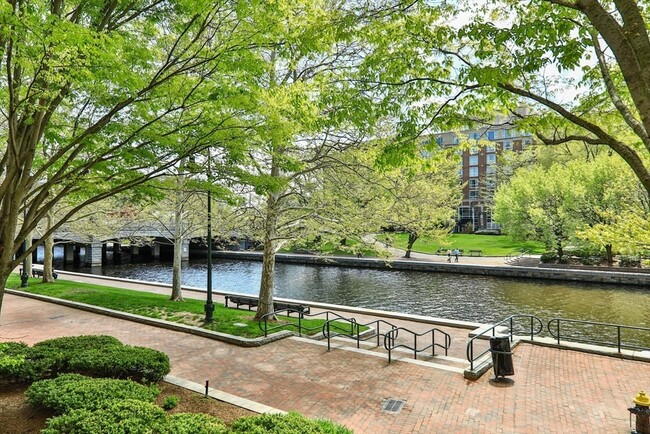 4 Canal Park in Cambridge, MA - Foto de edificio - Building Photo