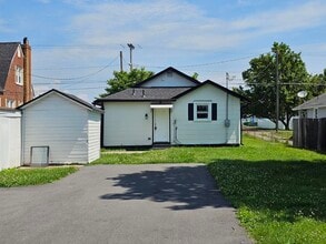 2407 E Center St in Kingsport, TN - Building Photo - Building Photo