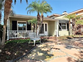 833 Terraine Ave in Long Beach, CA - Building Photo