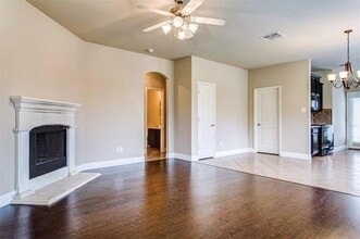 2205 Julian Dr in McKinney, TX - Building Photo - Building Photo