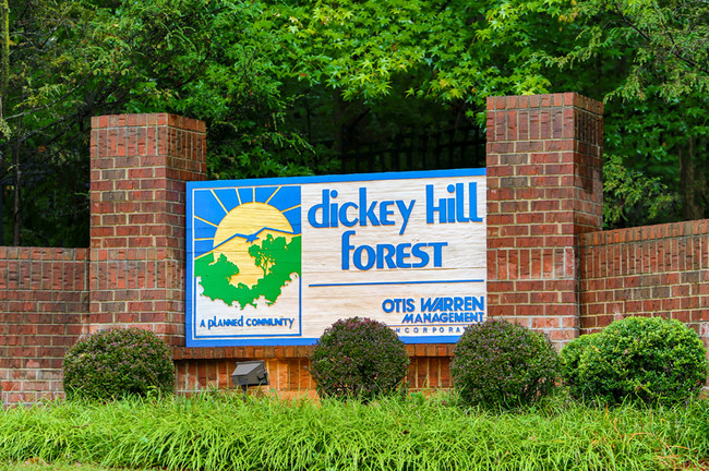 Dickey Hill Forest Apartments photo'