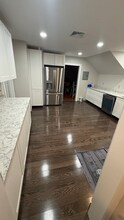 98 Dunston Ave, Unit 2 in Yonkers, NY - Building Photo - Building Photo