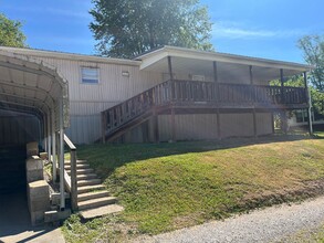 80 Turner St in Glenville, WV - Building Photo - Building Photo