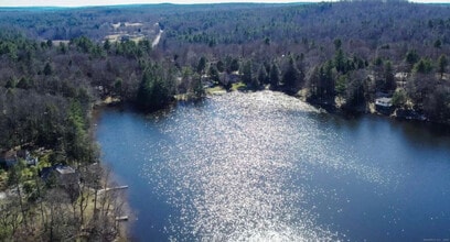 60 Indian Spring Rd in Woodstock, CT - Building Photo - Building Photo