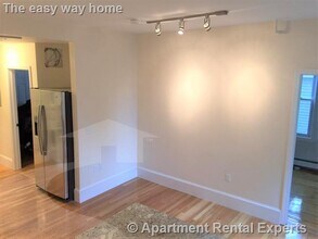 231 Norfolk St, Unit #3 in Cambridge, MA - Building Photo - Building Photo