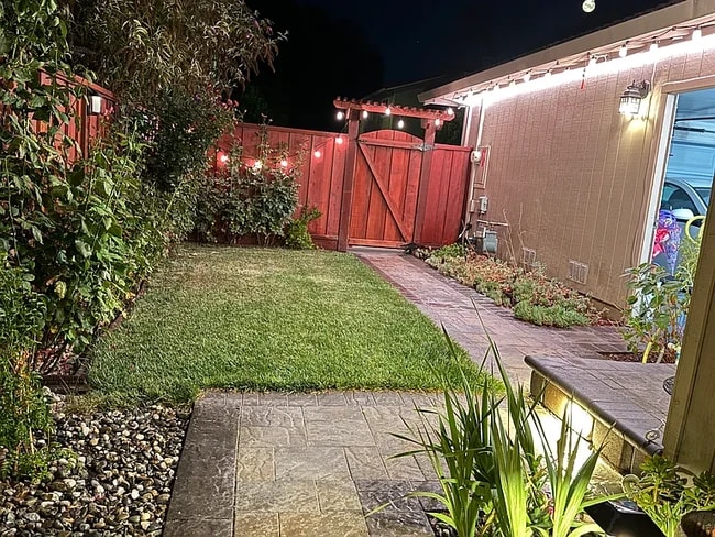 property at 8172 Locust Pl S
