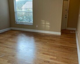 5424 E Michigan St in Orlando, FL - Foto de edificio - Building Photo