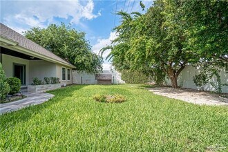 614 Hackberry Ave in Mission, TX - Building Photo - Building Photo