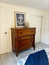 4 Charles St in Sandwich, MA - Building Photo - Building Photo