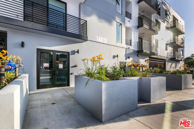 property at 14612 Calvert St