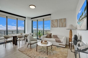 580 72nd St in Miami Beach, FL - Building Photo