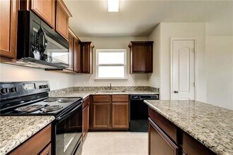1214 Arizona Dr in Princeton, TX - Building Photo - Building Photo