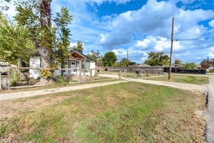 4049 Lucille St in Houston, TX - Building Photo