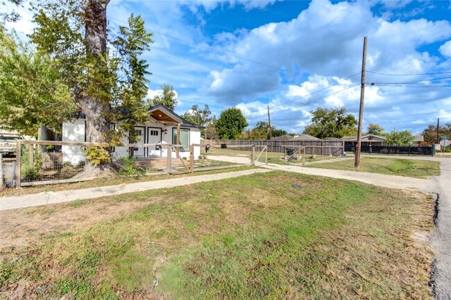 property at 4049 Lucille St