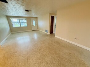 2106 Lyra Dr in Holiday, FL - Building Photo - Building Photo