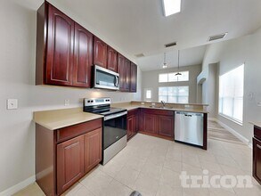 243 Tower View Dr W in Haines City, FL - Building Photo - Building Photo